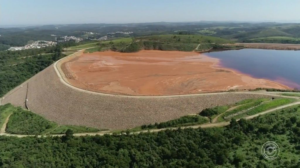 Especialistas preparam proposta para evitar desastres em barragens