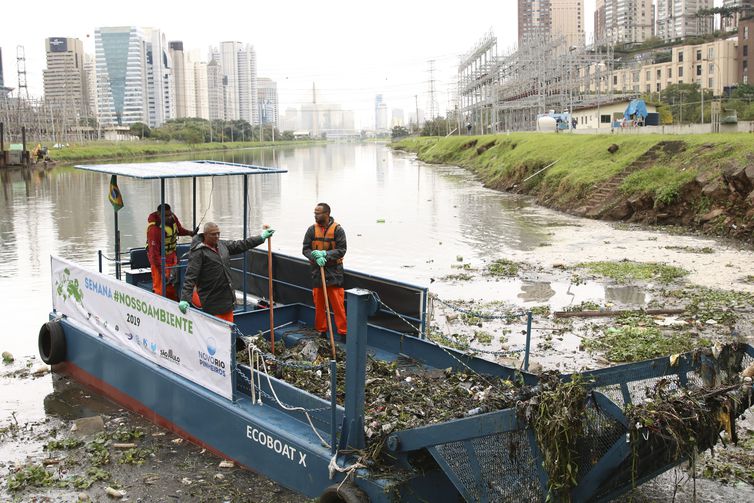 Governo paulista investe R$ 1,5 bi para despoluir o Rio Pinheiros