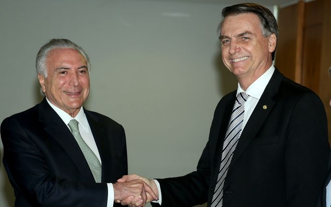 Temer diz estar satisfeito por ter votado em Bolsonaro
