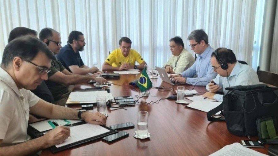 Bolsonaro pediu liberação de insumos de cloroquina a empresários aliados