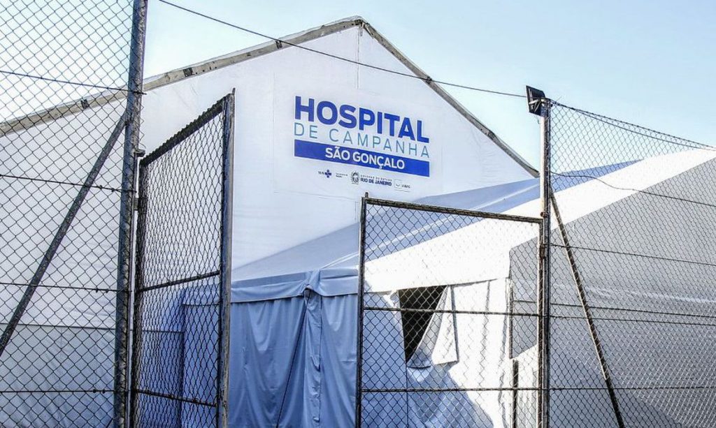Rio: Justiça intima Witzel a manter aberto hospital de campanha
