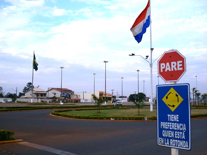 Comércio entre brasil e Paraguai é aberto de forma parcial