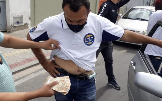 PF prende irmão de prefeito candidato à reeleição com dinheiro na cueca