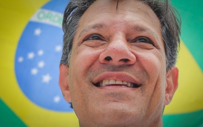 Haddad xinga Bolsonaro após comentário do presidente sobre vacina