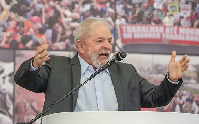 PT e PSD negociam chapa em Minas Gerais para possível aliança nacional