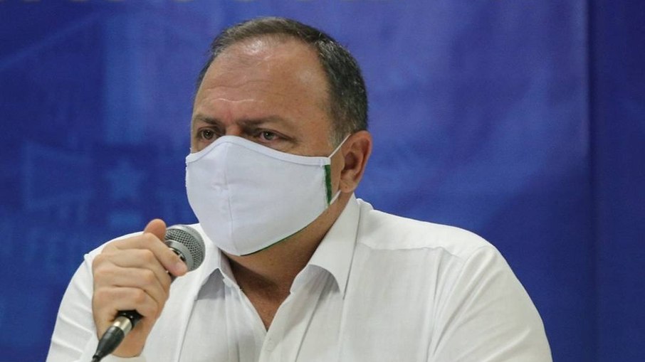 Pazuello diz que escassez de oxigênio em Manaus foi uma "surpresa"
