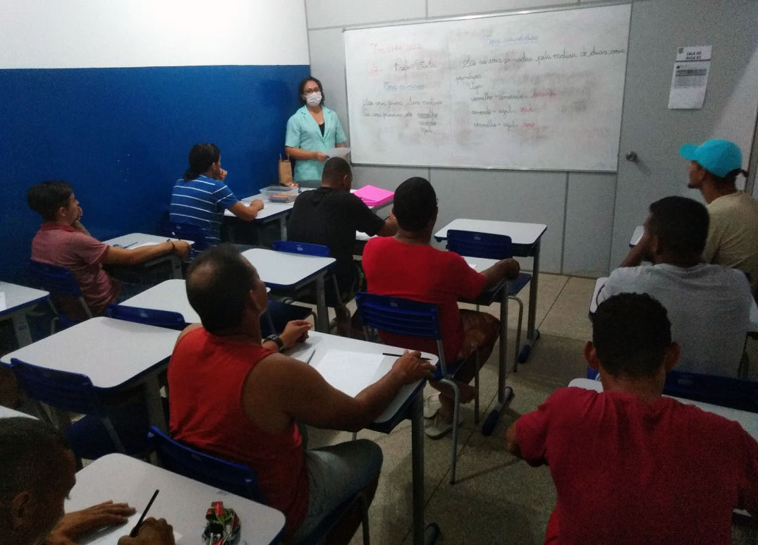 Presídio de Três Lagoas oferece ensino noturno para quem cumpre pena no semiaberto